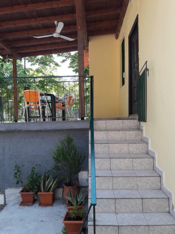 Villa Leo Glykadi Buitenkant foto